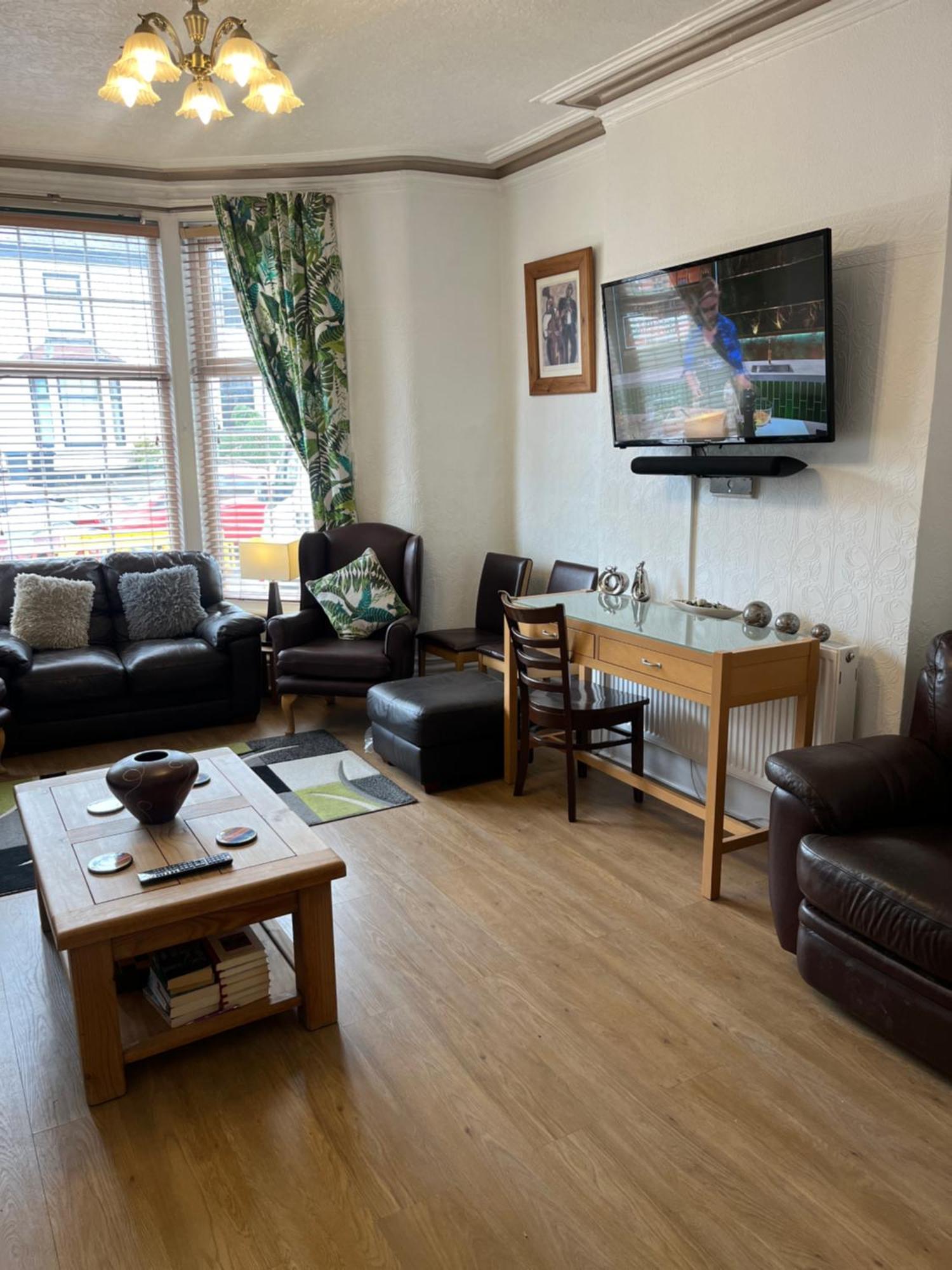 Marston Town Centre Villa Blackpool Eksteriør billede