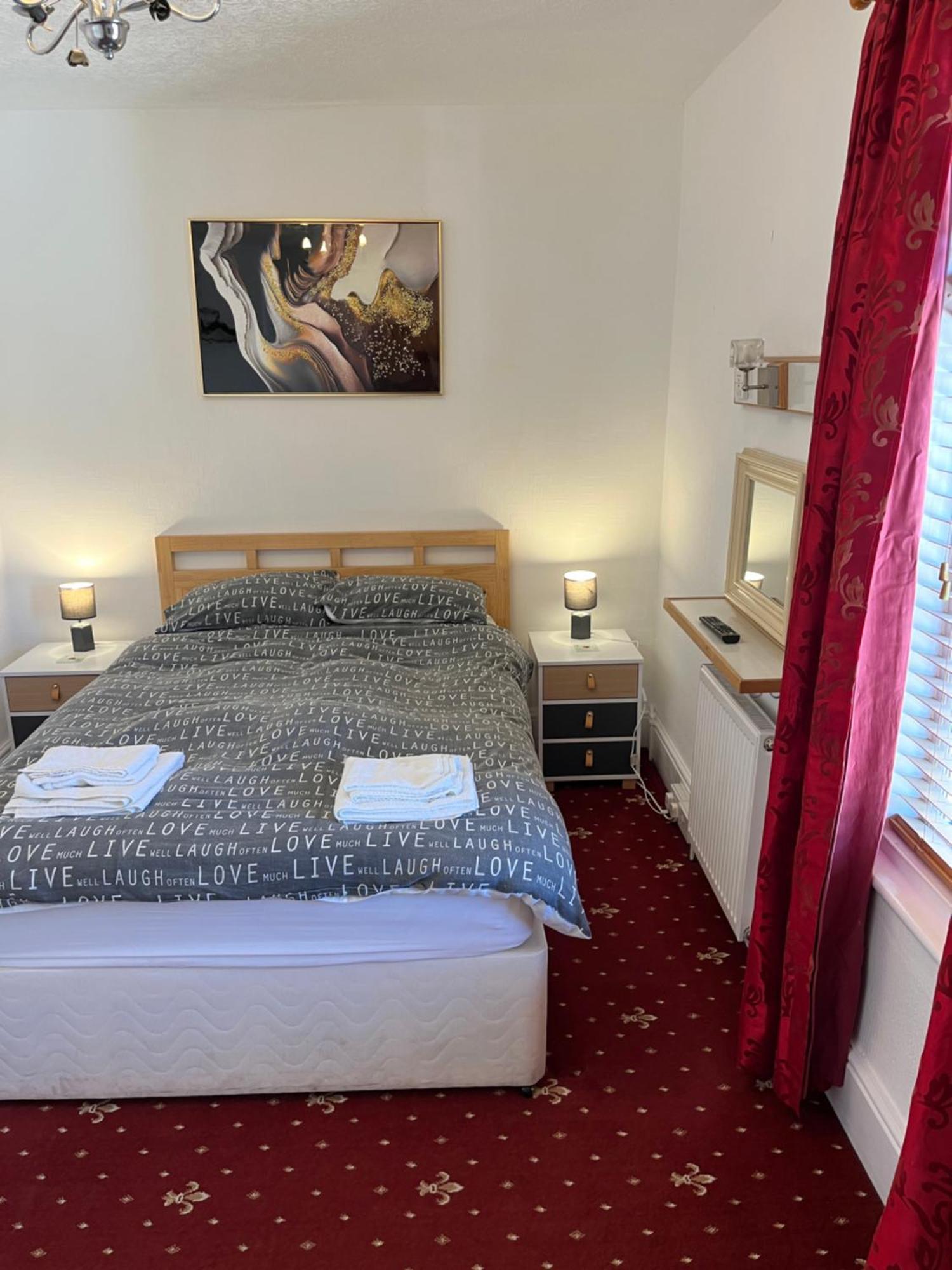 Marston Town Centre Villa Blackpool Eksteriør billede
